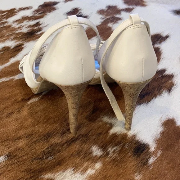 Fioni heels like new - Picture 5 of 5